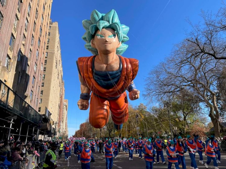 Desfile de Acción de Gracias de Macy's: Un Espectáculo que Marca el Inicio de las Festividades en Nueva York